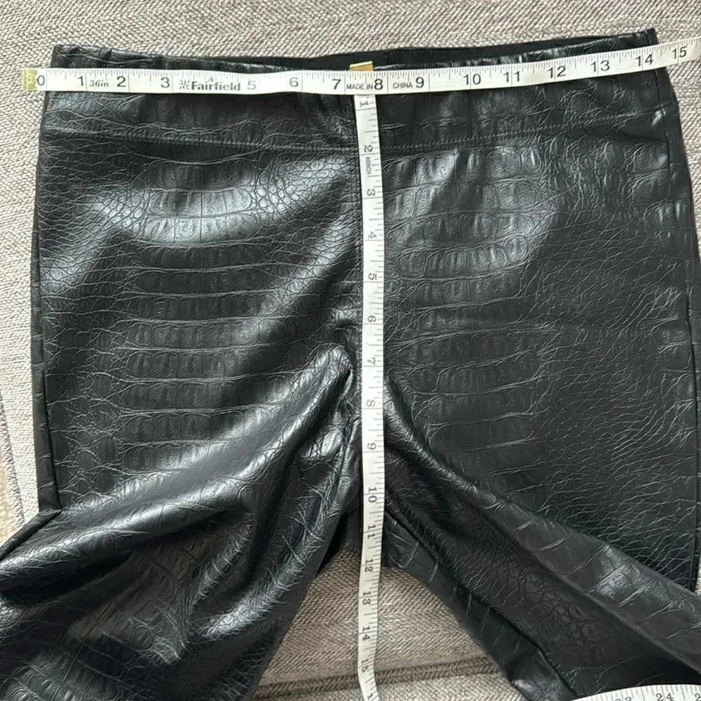 Max Studio Black Faux Leather Croc Embossed Print Skinny Pants Women’s Size M